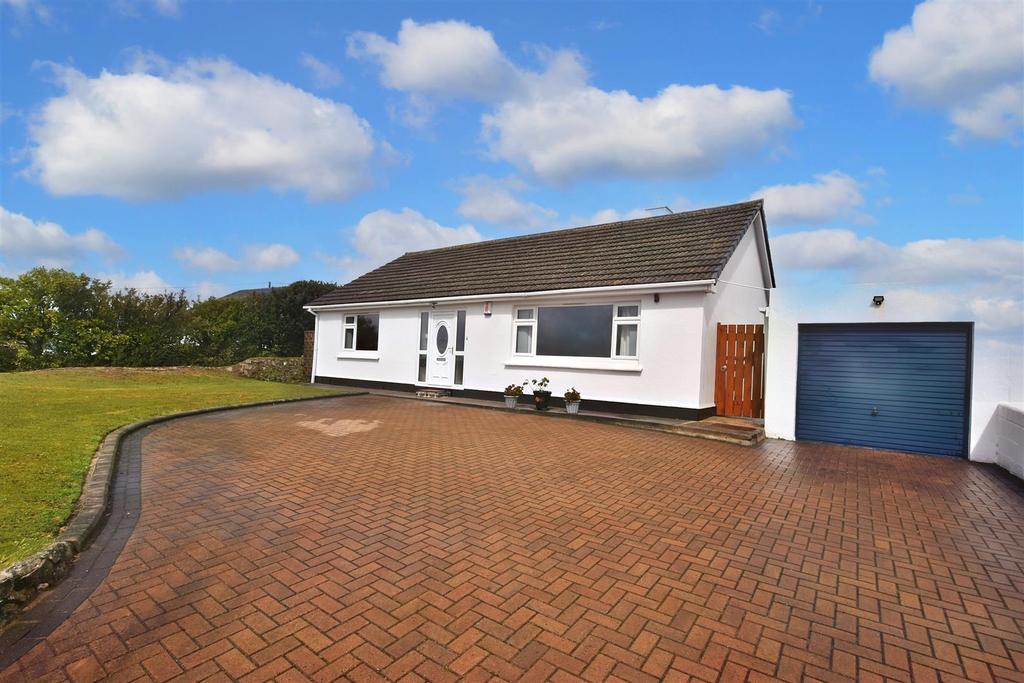 Illogan Downs, Redruth 2 bed detached bungalow £325,000