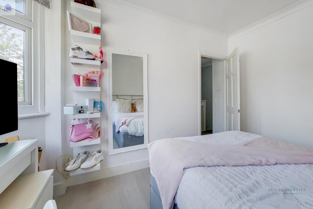 9 Bedroom 2-1.jpg