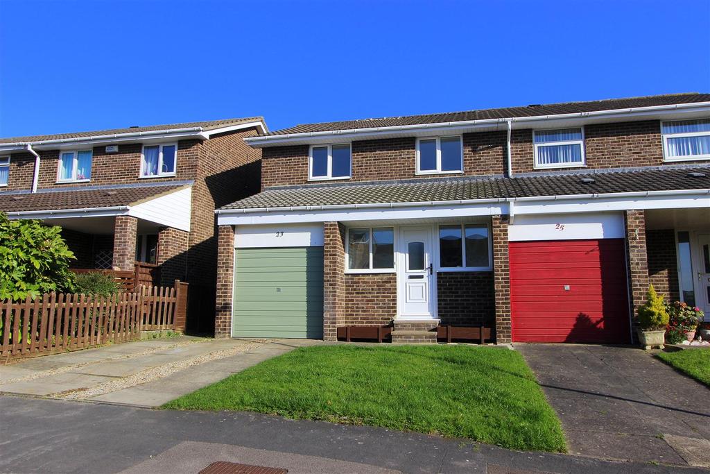 Gleneagles Road, Darlington 3 bed semidetached house £795 pcm (£183 pw)