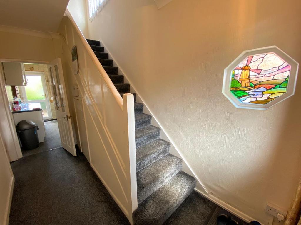 Kensington Gardens,Darlington 3 bed semidetached house £125,000