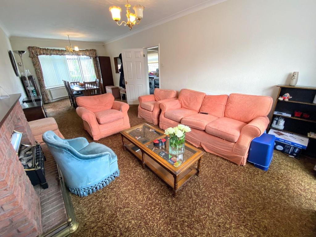Kensington Gardens,Darlington 3 bed semidetached house £125,000