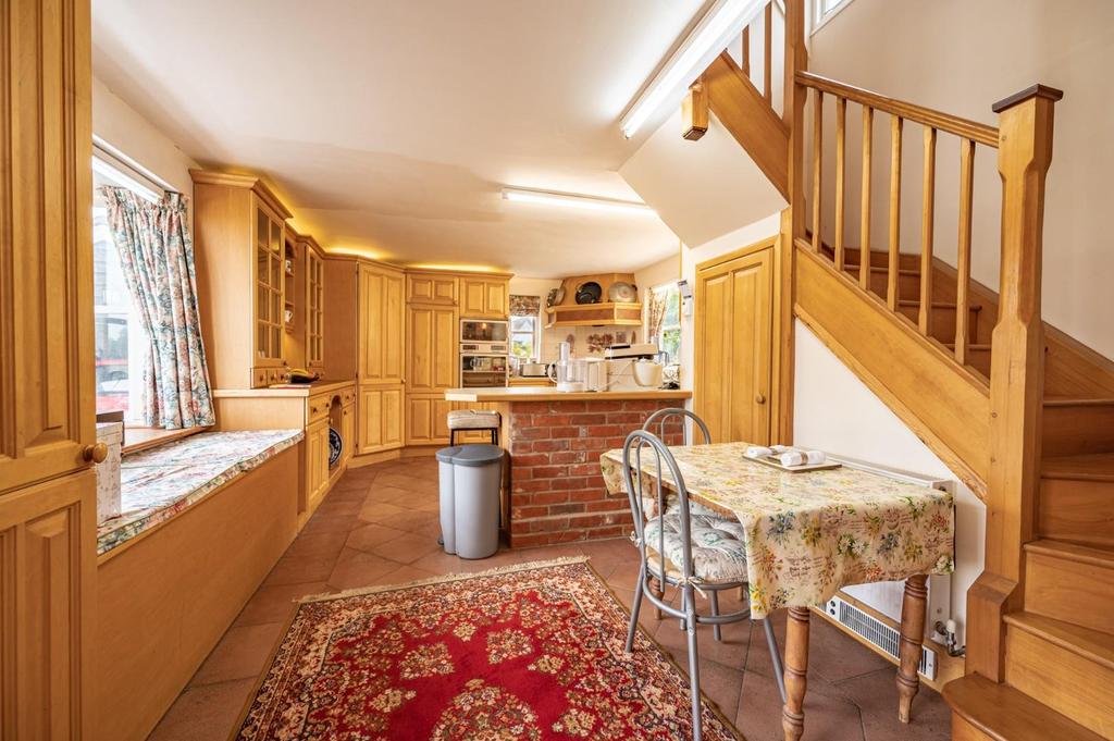 Shalford Road, Rayne, Braintree 3 bed cottage £400,000