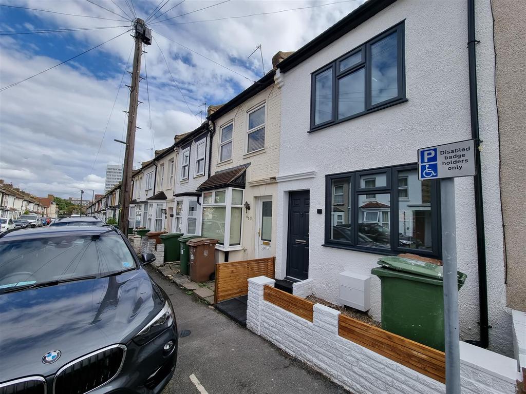 Sydney Road, Sutton 3 bed terraced house £450,000