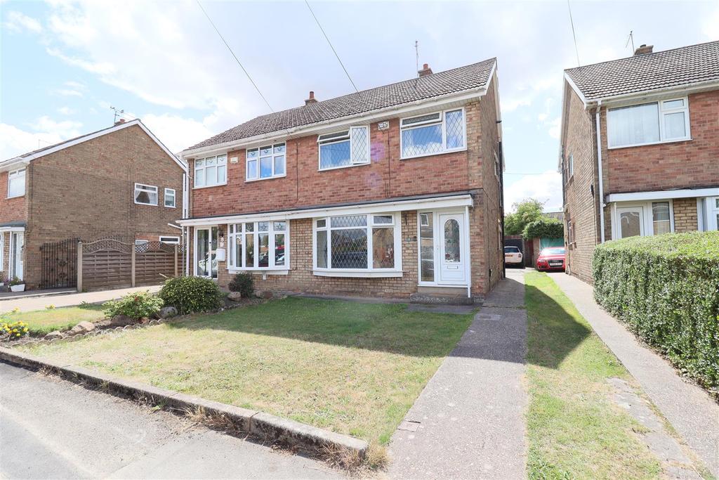 Road, Hessle 3 bed semidetached house for sale £190,000