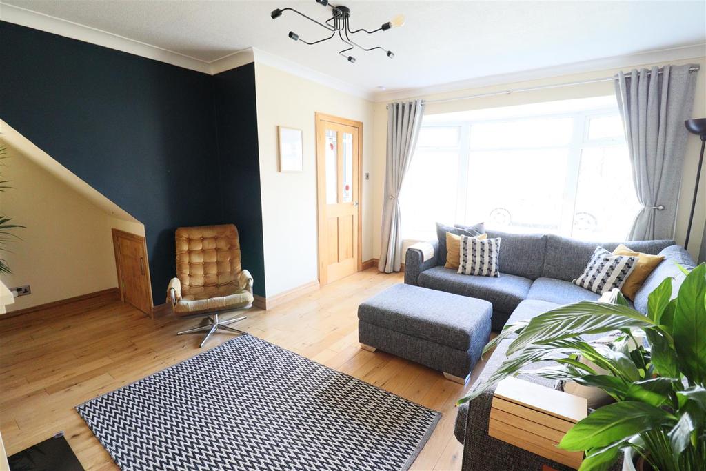 Road, Hessle 3 bed semidetached house for sale £190,000