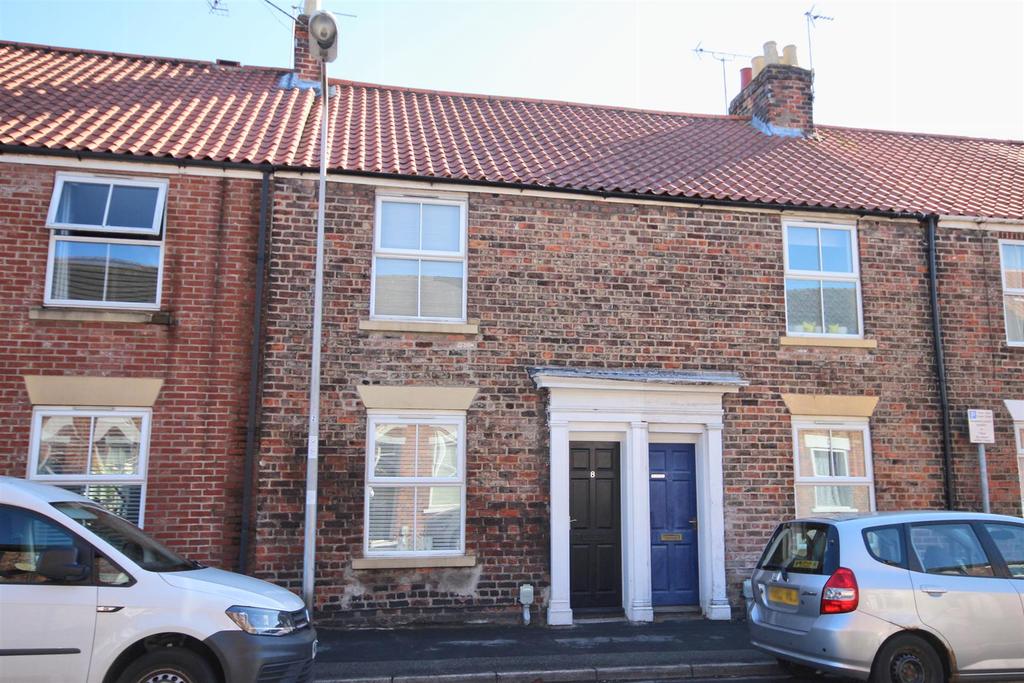 Cherry Tree Lane, Beverley 3 bed terraced house £210,000