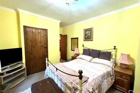 4 bedroom detached house for sale - Station Road, Abercrave, Swansea