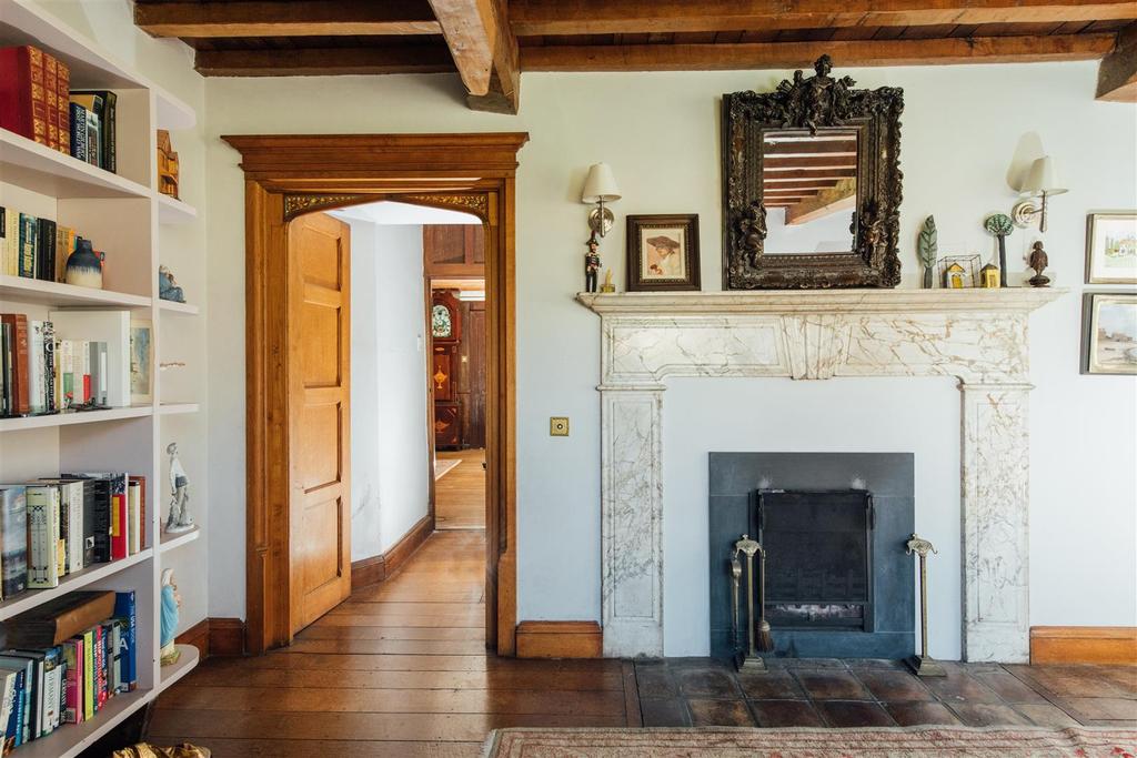 Harlington Manor, Harlington-03.jpg