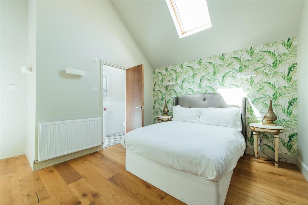 Harlington Manor, Harlington-32.jpg