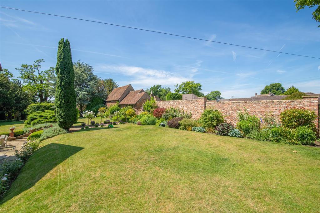 Harlington Manor, Harlington-45.jpg