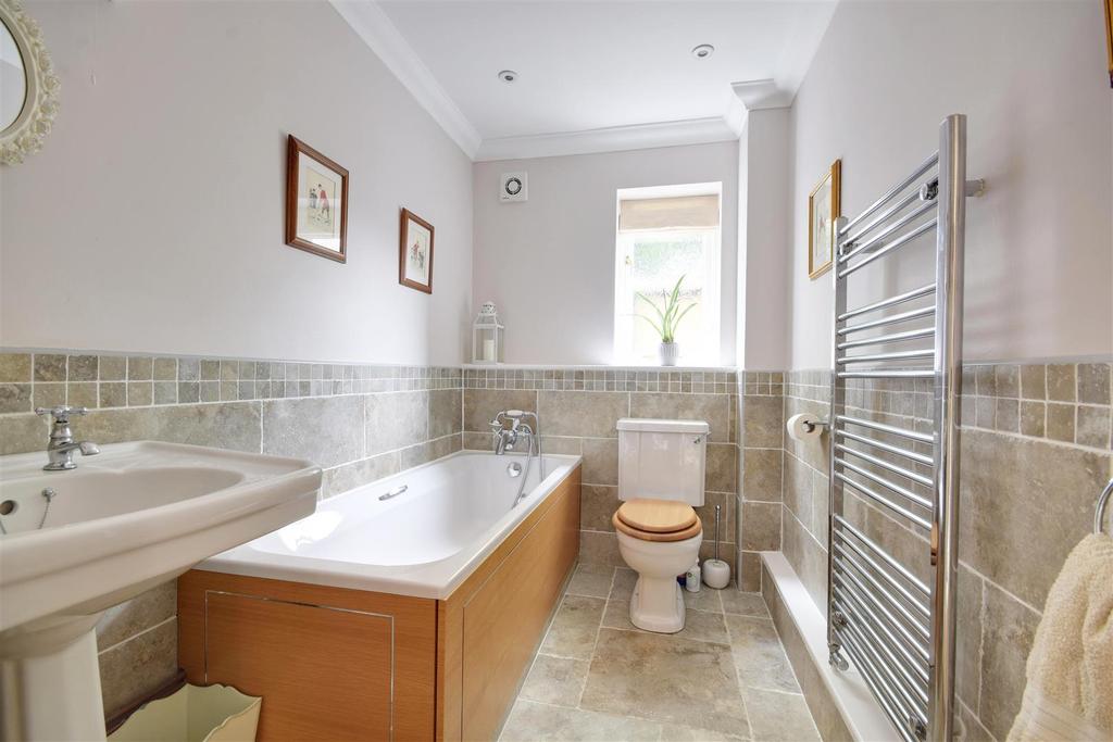Ground floor bathroom suite