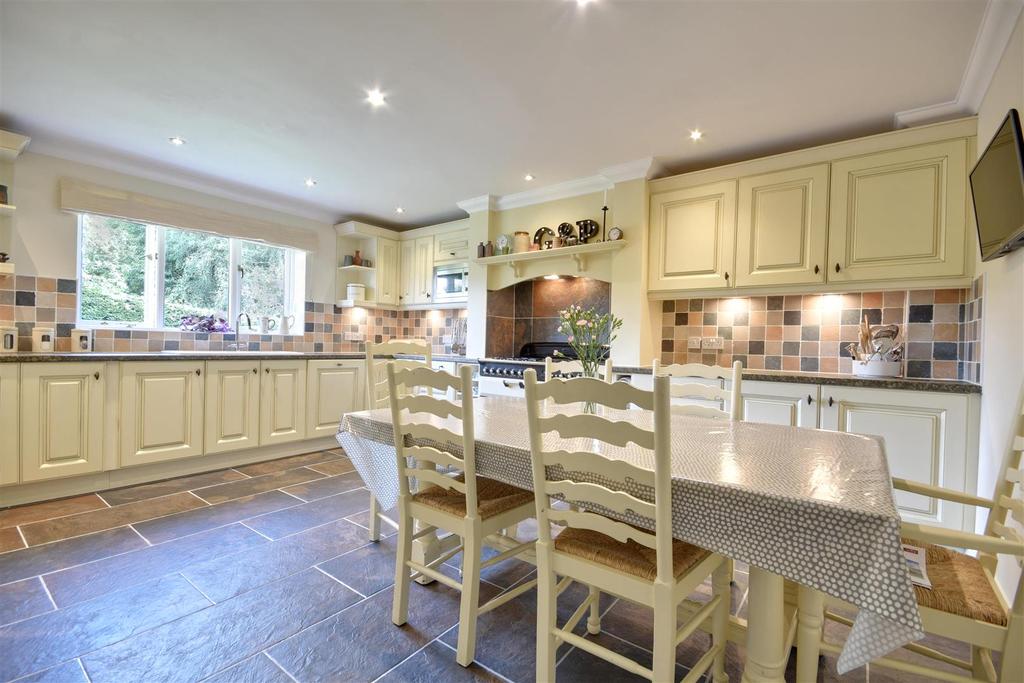 Kitchen / breakfast room