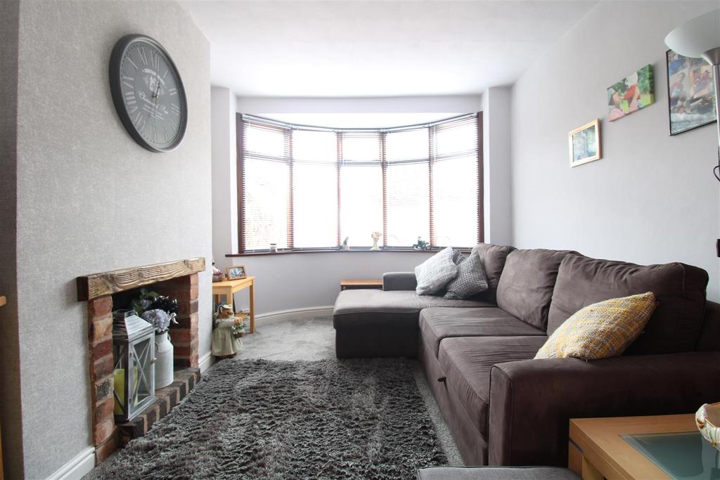 Coney Green, Stourbridge 2 bed terraced house £220,000