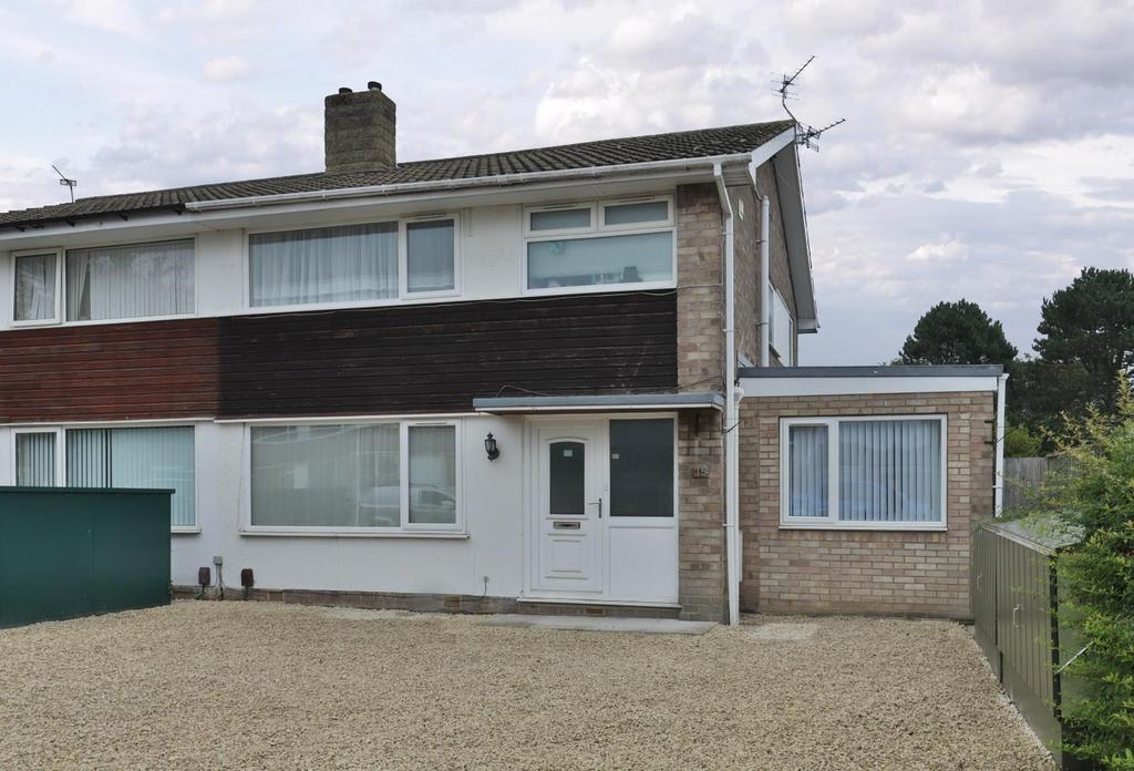 Vanbrugh Drive, Badger Hill, York 6 bed semidetached house £550,000