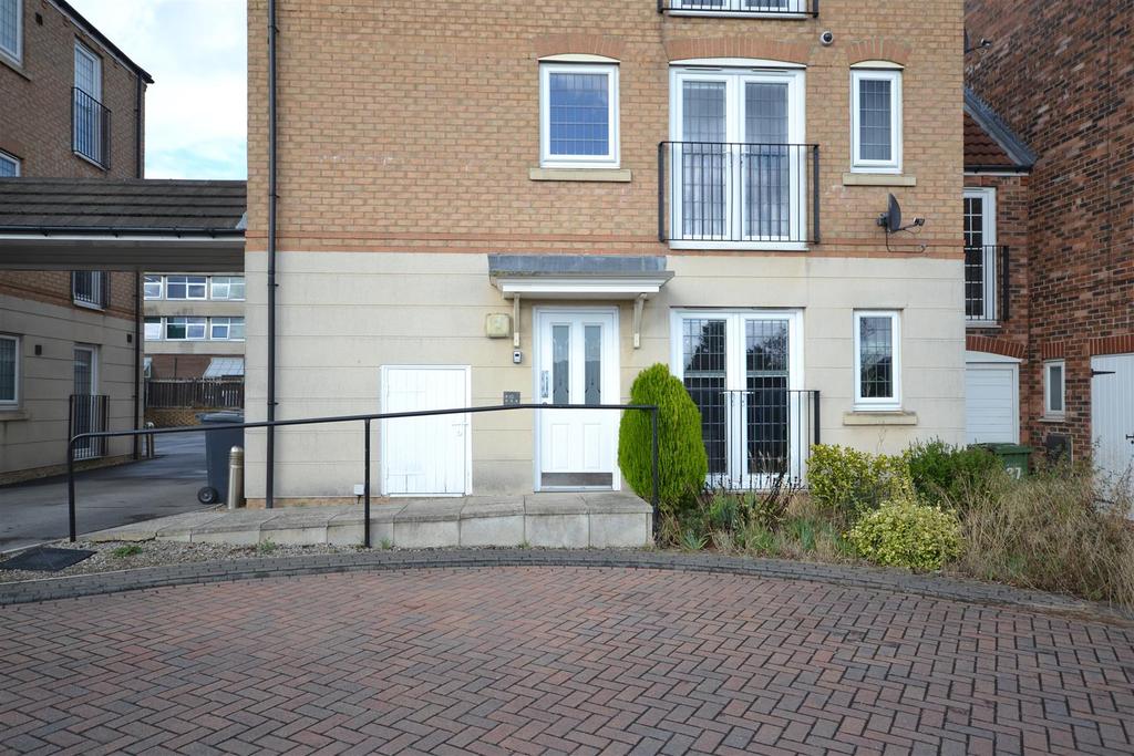 Scholars Gate, Garforth, Leeds 1 bed apartment £62,000