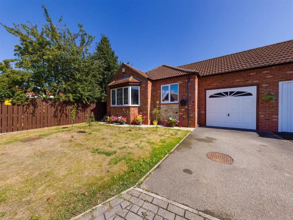 The Courtyard, Skipsea, Driffield 3 bed semidetached bungalow for sale