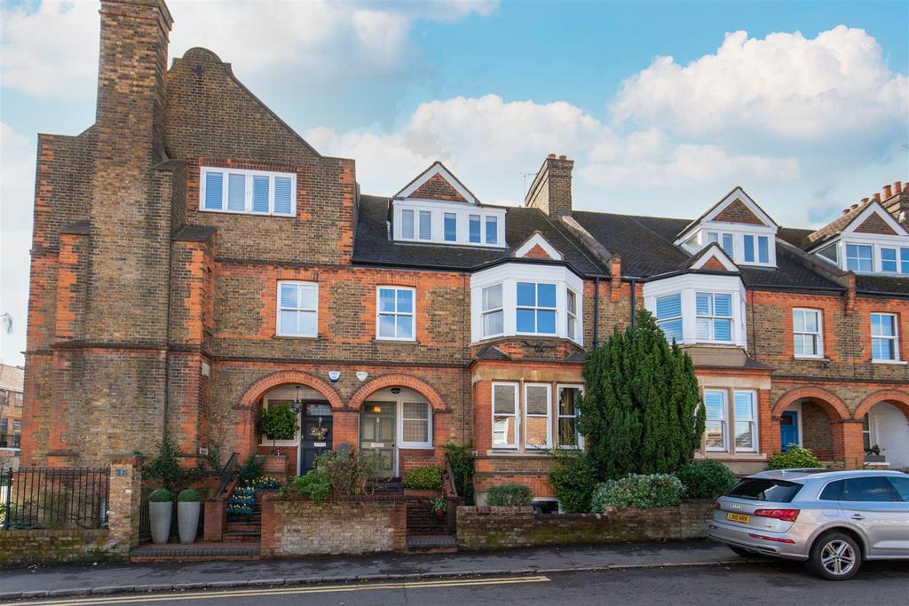 Charles Street, Berkhamsted 5 bed townhouse £1,650,000