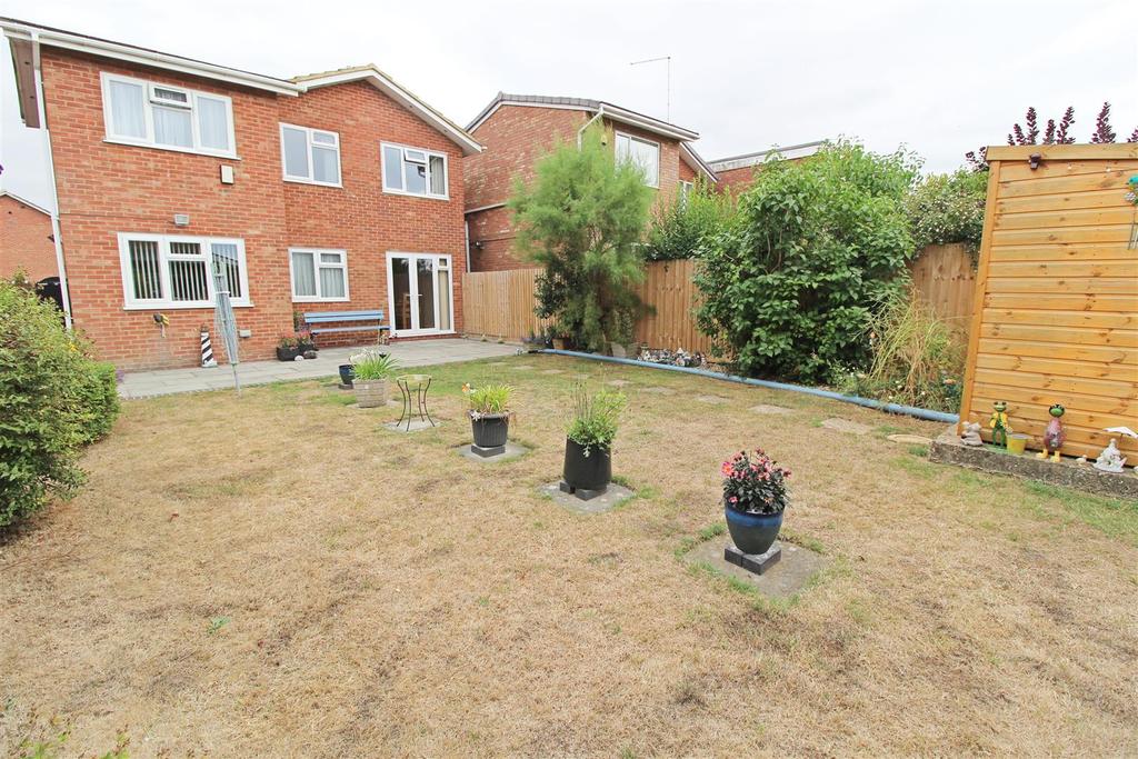 Carey Road, Towcester 4 bed detached house £395,000