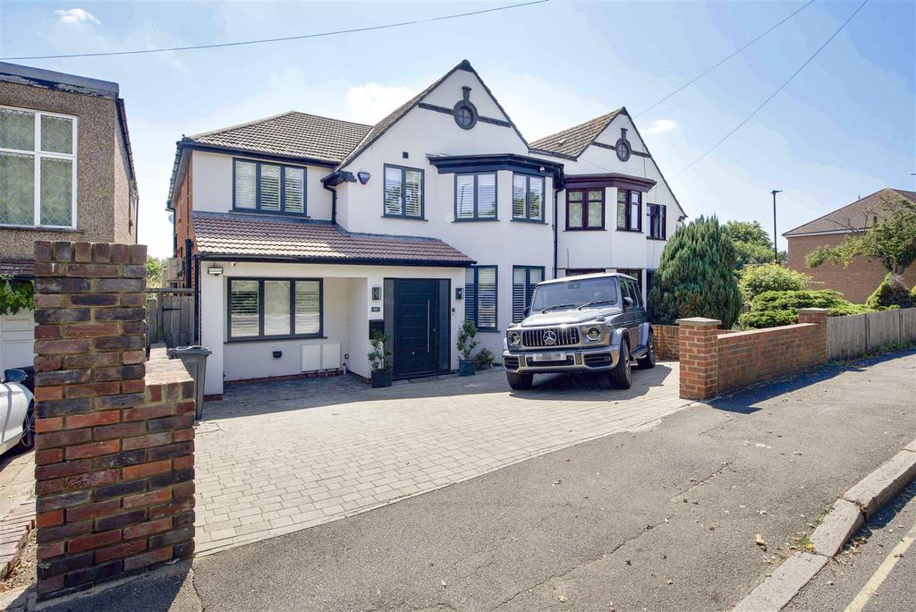 Jersey Road, Osterley 4 bed semidetached house £1,300,000