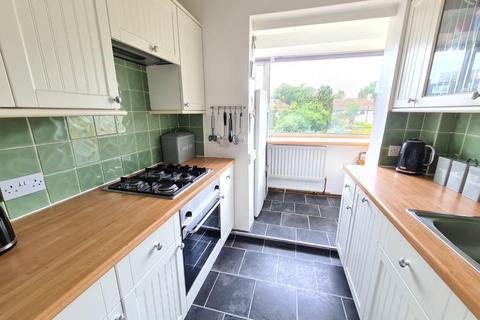 78 Reynolds Close, Carshalton, SM5 2AZ