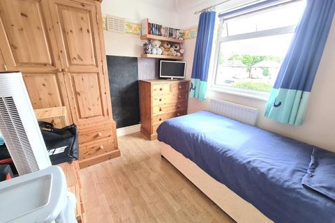 78 Reynolds Close, Carshalton, SM5 2AZ