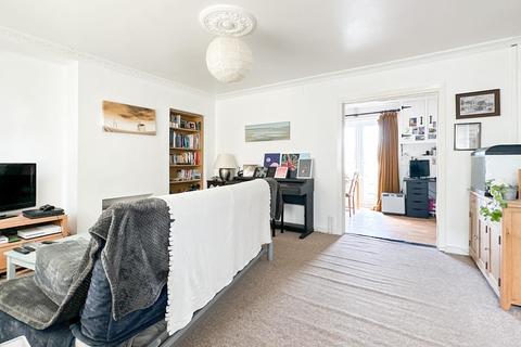 128 Lynton Road, Bristol, BS3 5LP