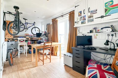 128 Lynton Road, Bristol, BS3 5LP