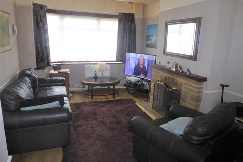 10 Baber Drive, Feltham, TW14 0EX
