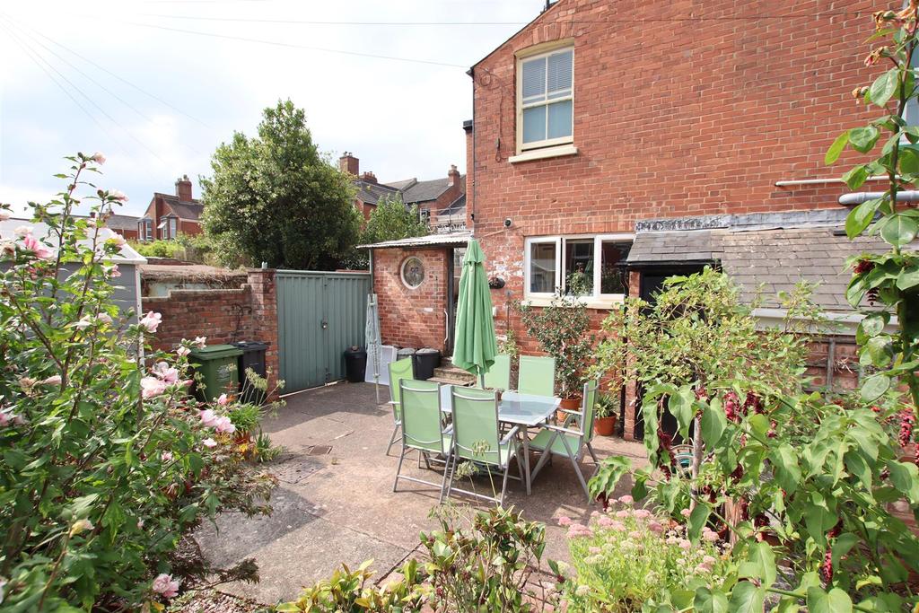 Rear Elevation and Garden.JPG