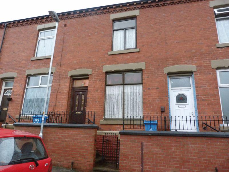 Churchill Street East, Glodwick, Oldham 2 bed terraced house £79,950