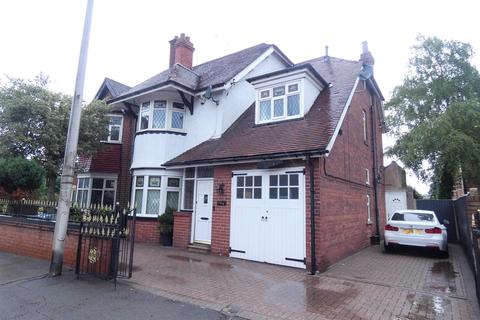 4 bedroom semi-detached house for sale - All Saints Way, West Bromwich, Sandwell