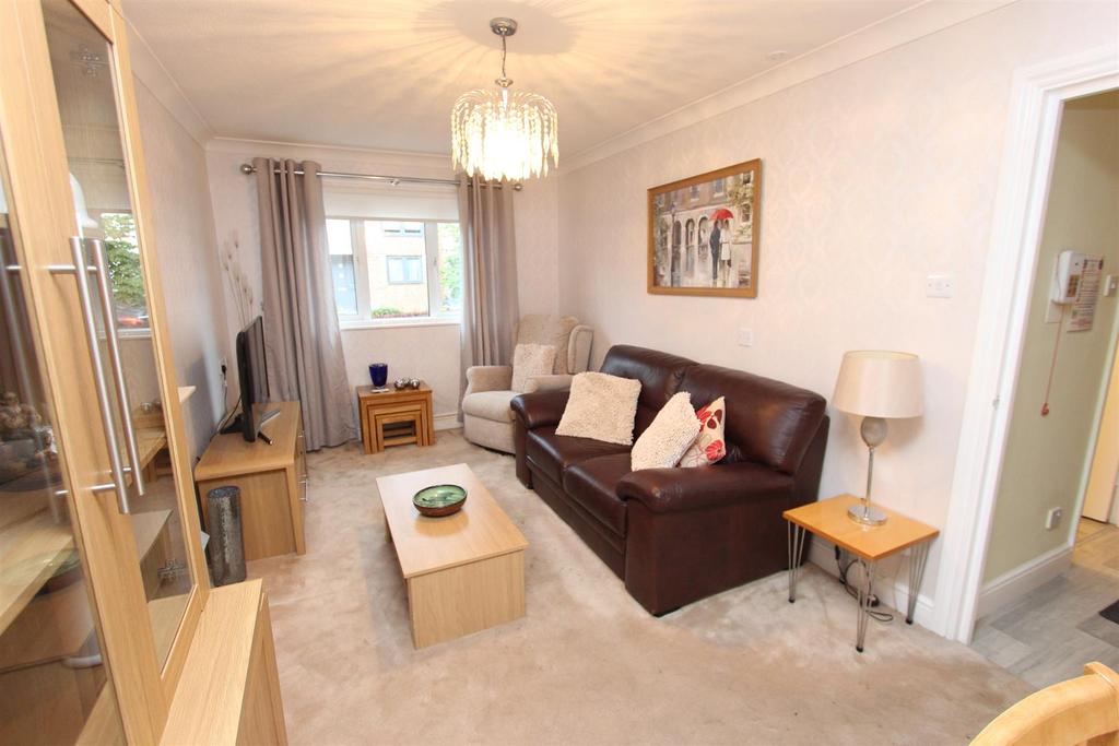 Ellen Court, North Chingford 1 bed retirement property £185,000