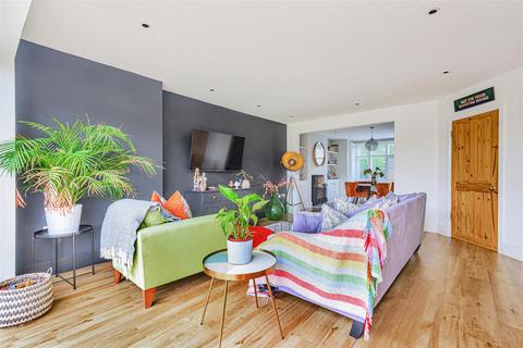 13 Brookfield Road, Bedford, MK41 9LA