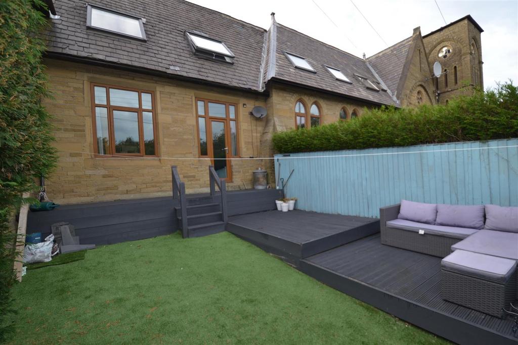 Old School, Catherine Slack, Queensbury, Bradford 2 bed terraced house