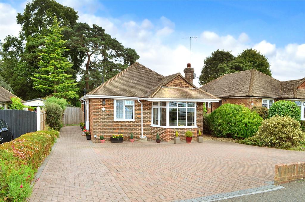 East Grinstead, West Sussex, RH19 2 bed bungalow for sale £450,000