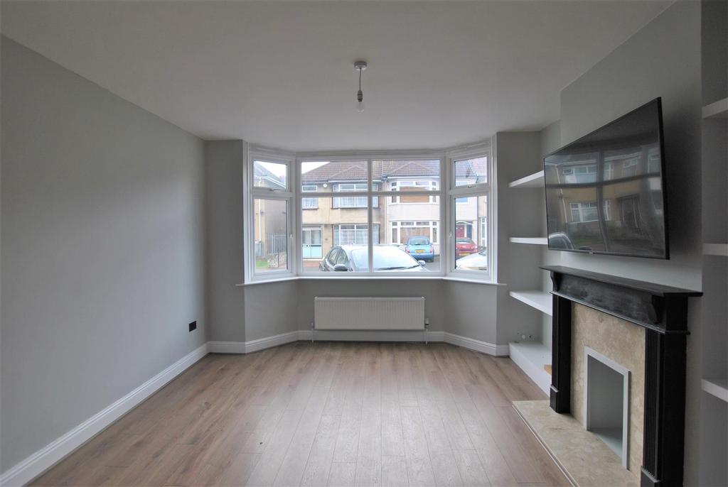 Melbury Road, Knowle, Bristol 3 bed house £1,500 pcm (£346 pw)