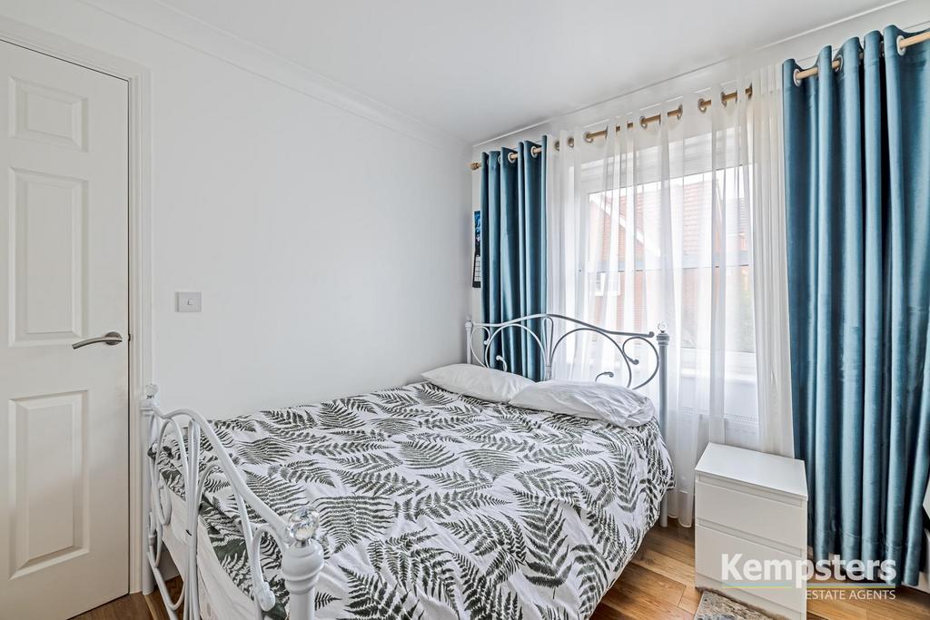 Bedroom 2 2nd.jpg