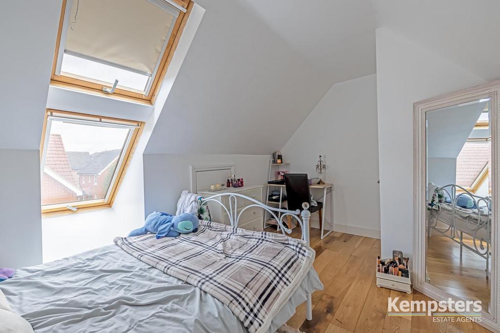 Bedroom 4 2nd.jpg