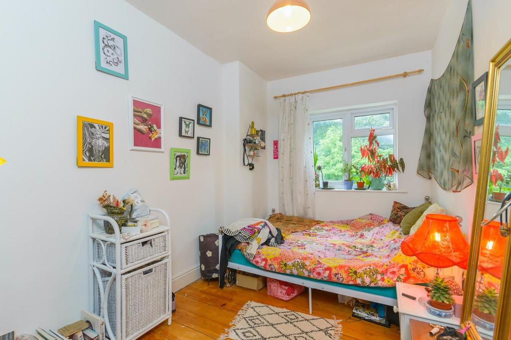 DAORELYGRAb21 - Bedroom G.jpg