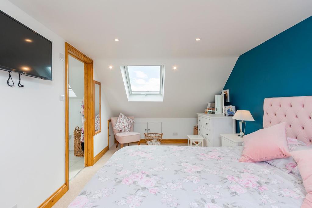 DAORLLEWNAB1 - Bedroom K.jpg