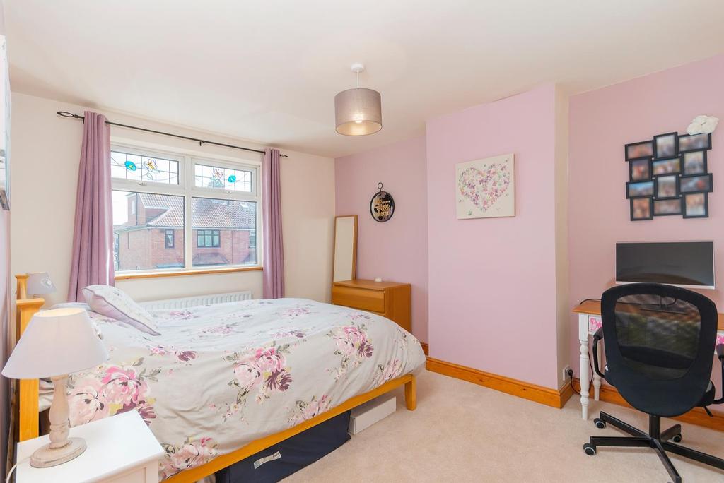 DAORLLEWNAB1 - Bedroom D.jpg