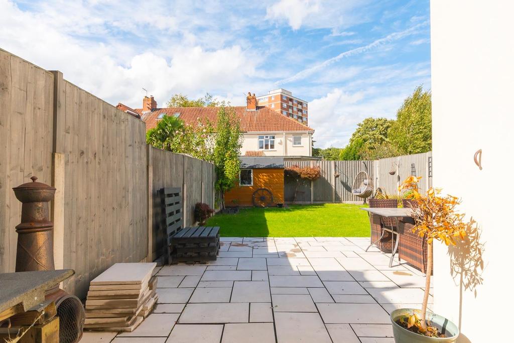 DAORLLEWNAB1 - Garden G.jpg