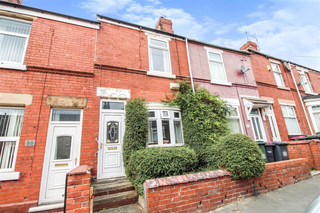 Claypit Lane, Rawmarsh, Rotherham 3 bed terraced house £87,500