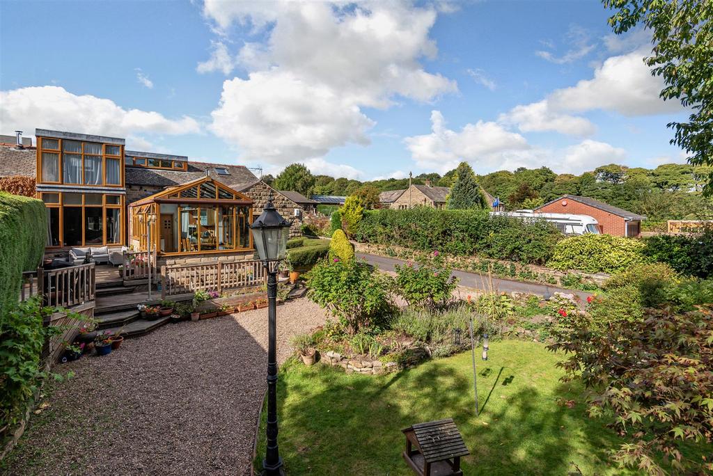 Barnsley Road, Flockton, Wakefield WF4 4DW 4 bed barn conversion for