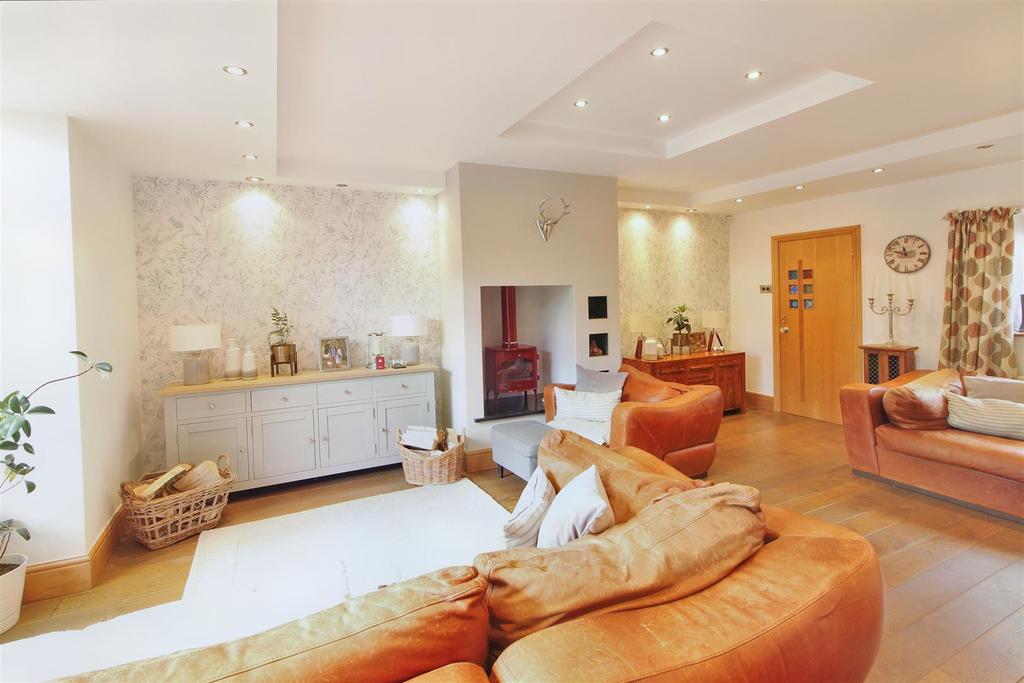 Barnsley Road, Flockton, Wakefield WF4 4DW 4 bed barn conversion for sale £600,000