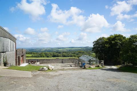 4 bedroom property with land for sale, Mydroilyn, close to Aberaeron and New Quay