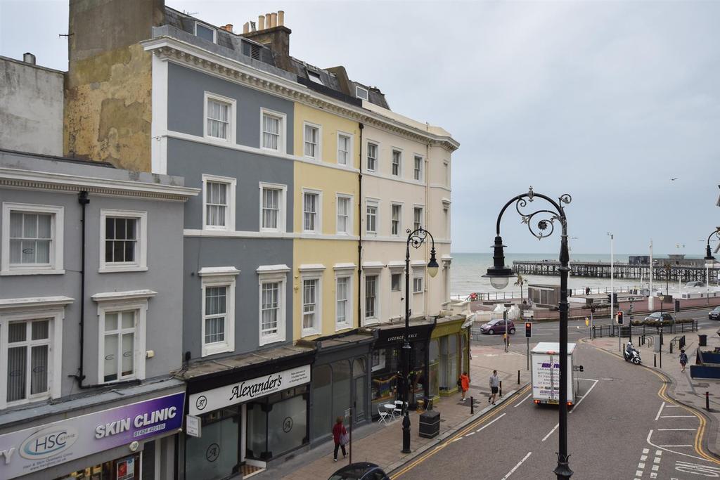 Robertson Street, Hastings 2 bed flat for sale £210,000