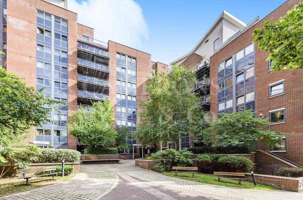 Donnington Road, London 2 bed penthouse for sale £625,000