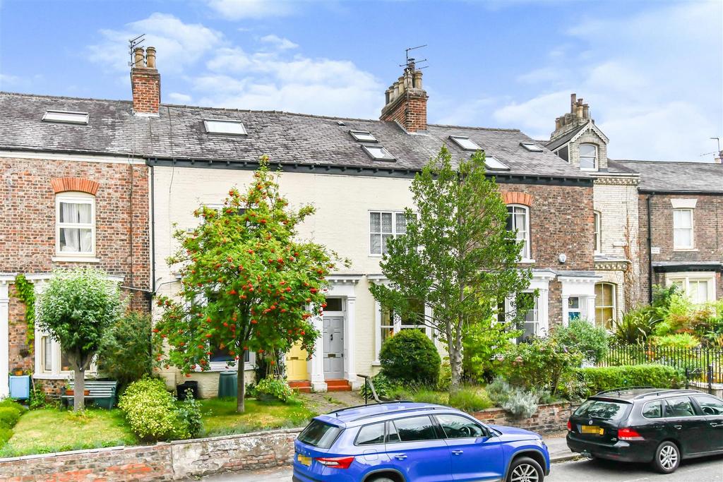 Road, York 4 bed terraced house £725,000