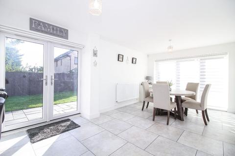 5 bedroom detached house for sale - Meadow View, Blyth